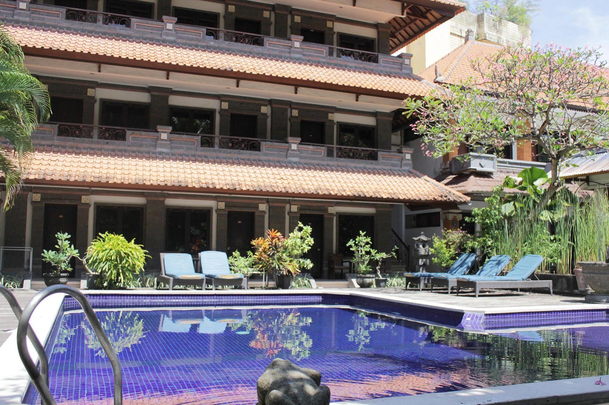 Hotel Puri Tanah Lot Kuta Lombok Eksteriør bilde